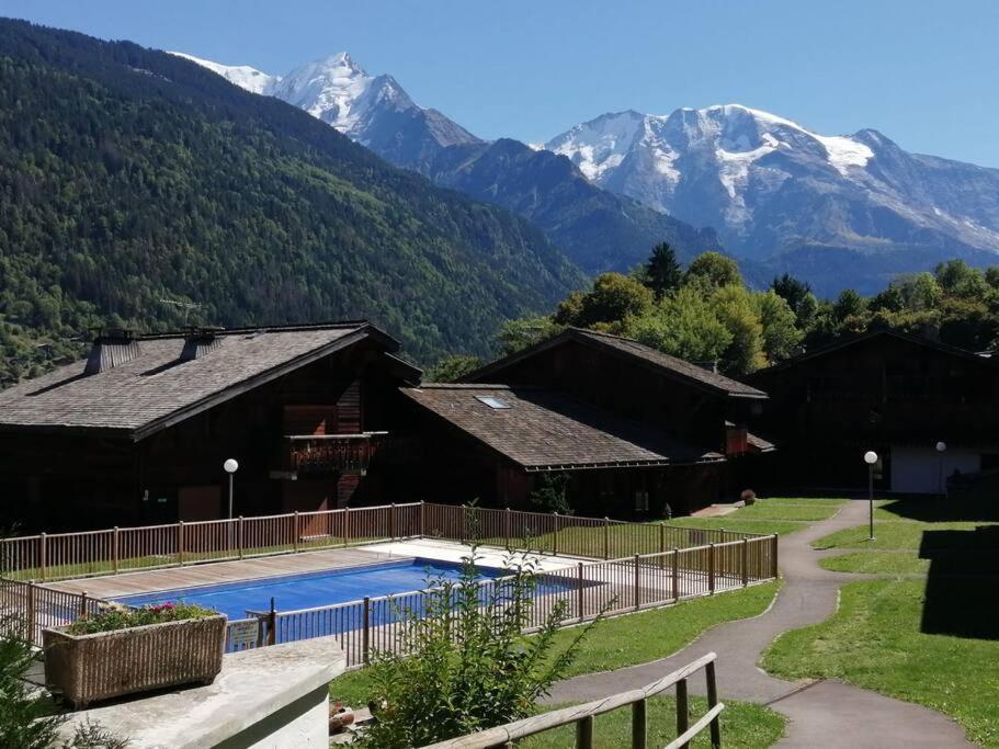 Cosy Au Pied Des Pistes Avec Piscine Appartement