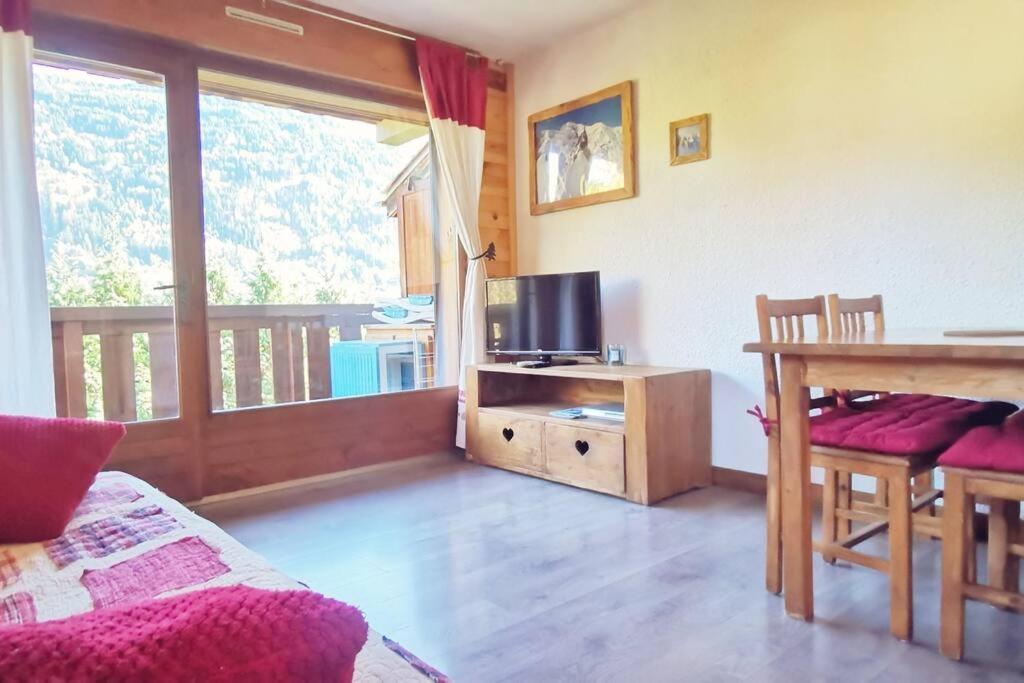 Cosy Au Pied Des Pistes Avec Piscine