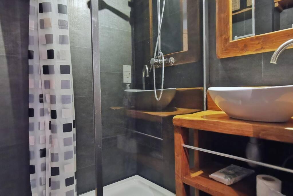 Cosy Au Pied Des Pistes Avec Piscine *